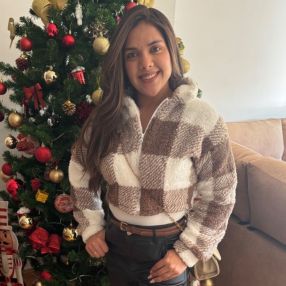 Albani, Niñera o canguro en San Mateo de Gállego