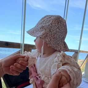 Eliona, Family in Santa Pola
