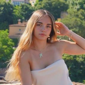 Mireia, Niñera o canguro en Sarrià de Dalt