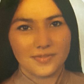 Keila Dayanna, Niñera o canguro en Benisa