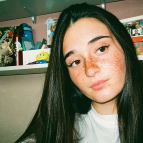 Elisa, Niñera o canguro en Corella
