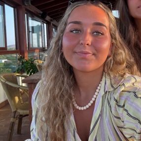 Ana, Babysitter in Tomares