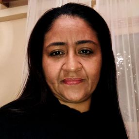 Maryluz, Niñera o canguro en Campuzano