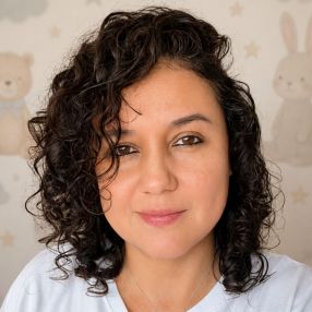 DIANA, Babysitter in Tres Cantos