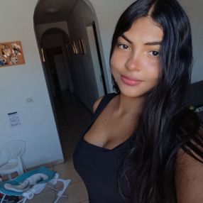 Youliana, Babysitter in taco