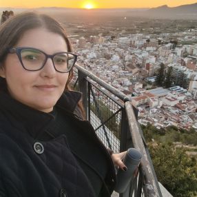 Polyanna, Babysitter in Cullera