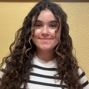 Marina, Niñera o canguro en Montequinto