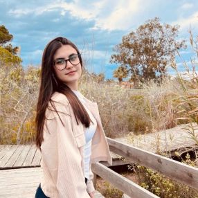 Nayara, Niñera o canguro en Deltebre