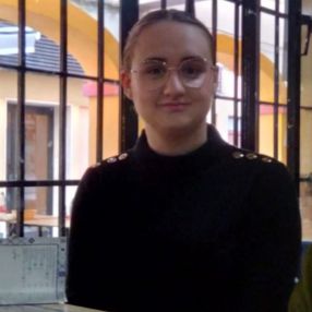 Elena, Babysitter in Arahal
