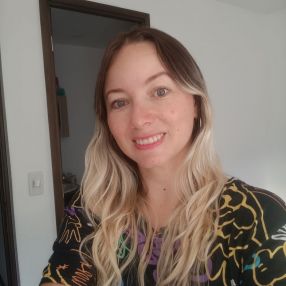 Ana Karina, Niñera o canguro en Alicante