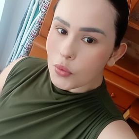 Liz Noelia, Niñera o canguro en Torrox