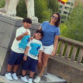 Muyara, Family in León