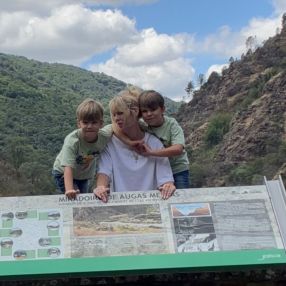 Isabel, Familia en San Bartolomé de Tirajana