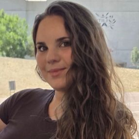 Claudia, Babysitter in Sant Boi de Llobregat