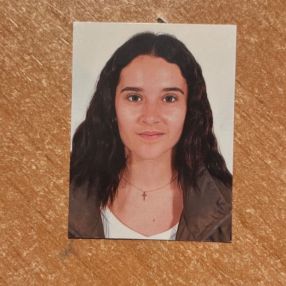 Lurdes, Niñera o canguro en Segorbe