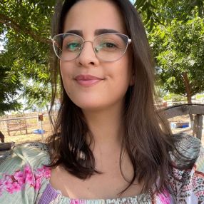 Lorraine, Niñera o canguro en Foios