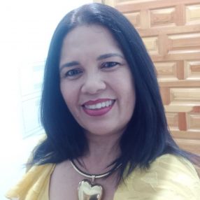 Tibisay, Babysitter in Novés
