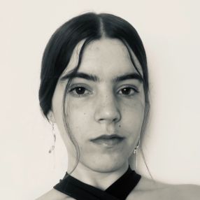 Alba, Babysitter in Sant Sadurní d'Anoia