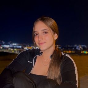 Carmen, Niñera o canguro en Huétor Vega