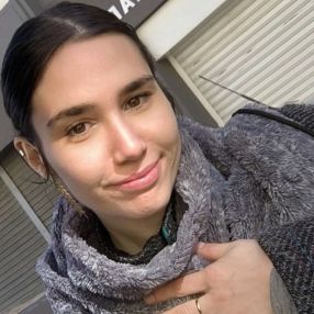 Raquel, Niñera o canguro en León