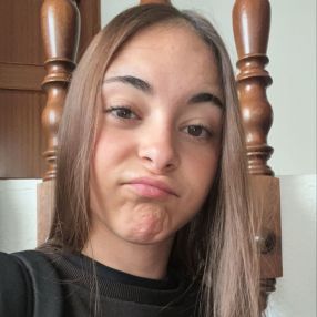 Naiara, Niñera o canguro en Villa de Otura