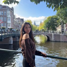 Kimberly, Niñera o canguro en Caldes de Malavella