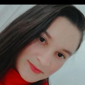 Angelica, Niñera o canguro en Cunit