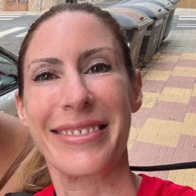 Raquel, Babysitter in Cullera