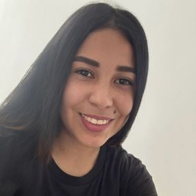 Mariangeles, Babysitter in Jaén