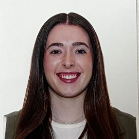 Mari carmen, Niñera o canguro en Sabiote