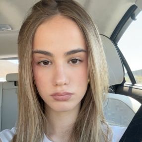 Alba, Niñera o canguro en Berja