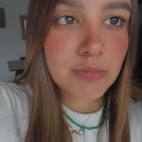 Maria Andrea, Niñera o canguro en Medellín