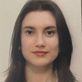 Uxía, Niñera o canguro en Salvaterra de Miño