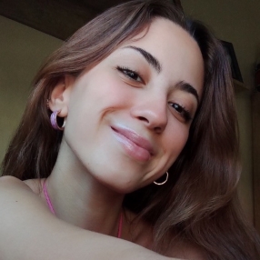 Yael, Babysitter in Umbrete
