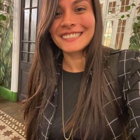 Karina, Niñera o canguro en Cuenca