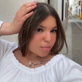 Daniela, Niñera o canguro en Zafra