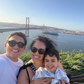Renato, Familia en Oviedo