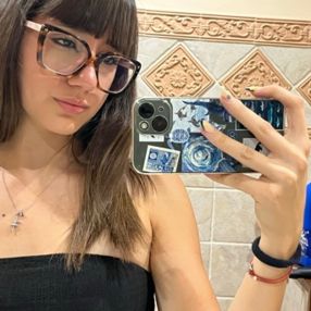 Naiara, Niñera o canguro en Riudoms