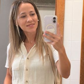 Fatima, Niñera o canguro en Alcira