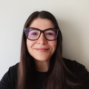 Alba, Babysitter in Sant Boi de Llobregat
