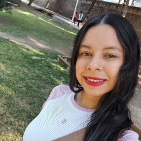 Sandra Milena, Babysitter in Aldaia