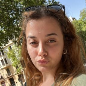Judith, Babysitter in L'Alcúdia de Crespins