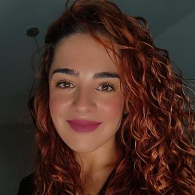 Encarni, Niñera o canguro en Ceutí