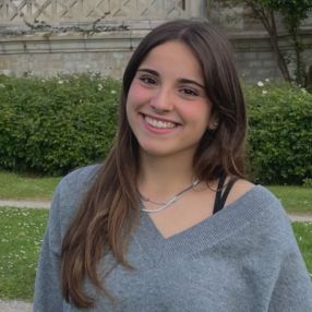 Andrea, Niñera o canguro en Montgat