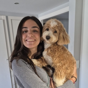 Esther, Niñera o canguro en Sant Vicenç de Montalt
