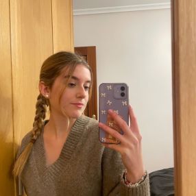 Leire, Niñera o canguro en Santoña