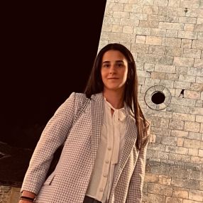 Soledad, Babysitter in Elx