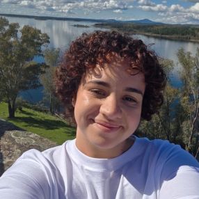 Nicole, Niñera o canguro en Telde