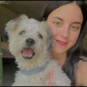 Laura, Niñera o canguro en Oliva