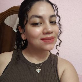 Gabriela, Niñera o canguro en Tavernes de la Valldigna